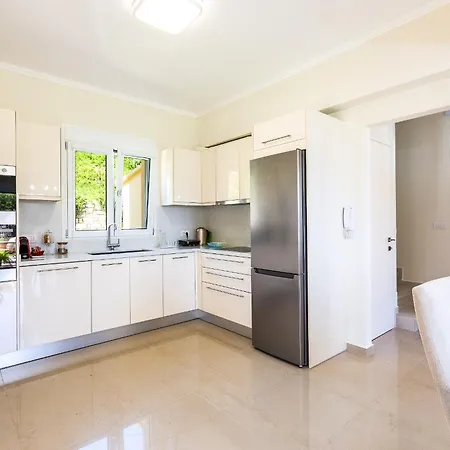 Harmony - Beachfront Escape Villa Chania (Crete)