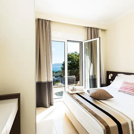 Harmony - Beachfront Escape La Canée